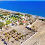Beachfront Luxury Rhodes 5 Bedrooms Sleeps 14 Maria Kiotari ヴィラ *