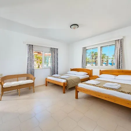 Beachfront Luxury Rhodes 5 Bedrooms Sleeps 14 Maria Kiotari Villa Gennadi
