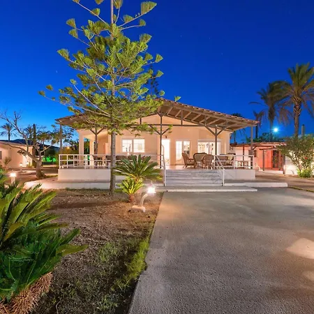 ヴィラ Beachfront Luxury Rhodes 5 Bedrooms Sleeps 14 Maria Kiotari