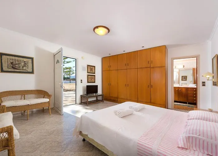 Beachfront Luxury Rhodes 5 Bedrooms Sleeps 14 Maria Kiotari Villa *